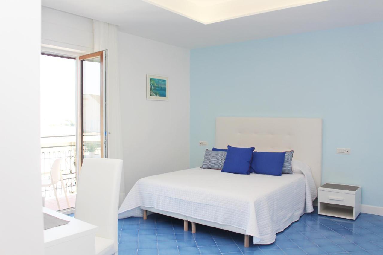 ソレント Domus Sole Bed & Breakfast エクステリア 写真