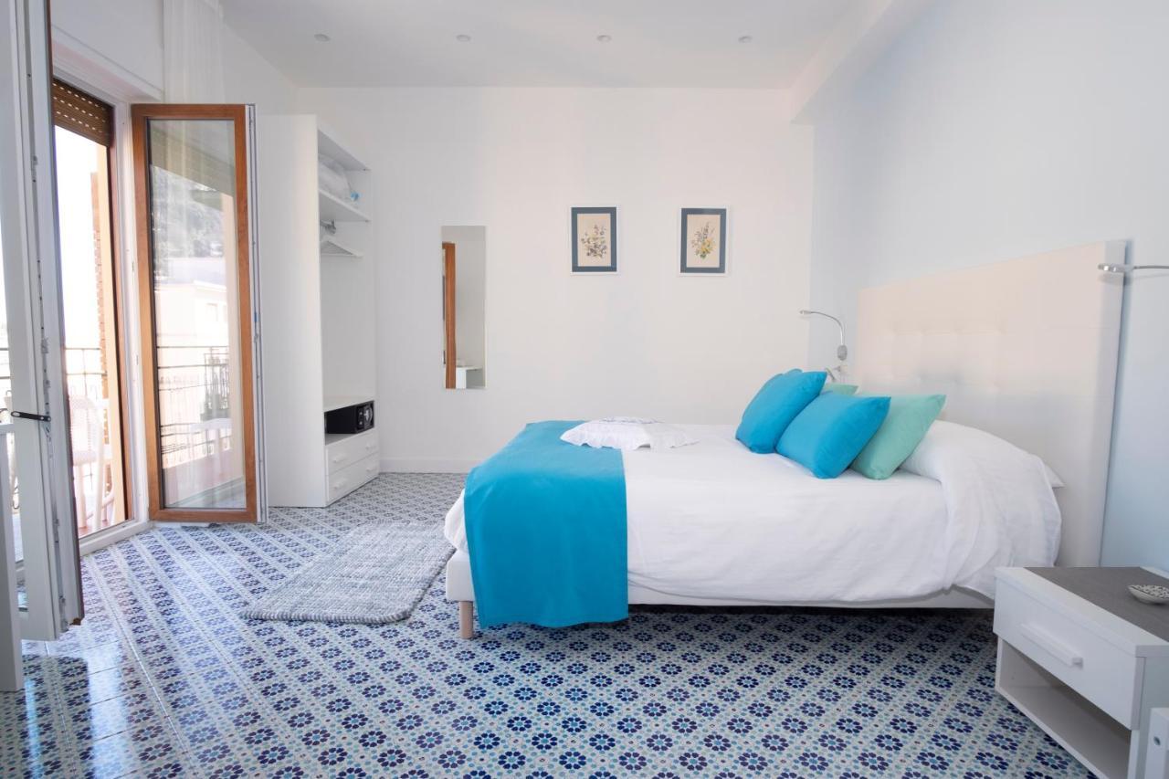 ソレント Domus Sole Bed & Breakfast エクステリア 写真